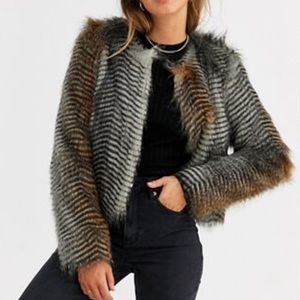 Short faux feather coat